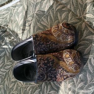 Dansko shoes